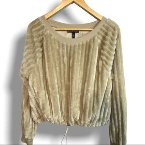 derek <3 heart ribbed teddy bear adjustable waist top sweatshirt comfy trendy L